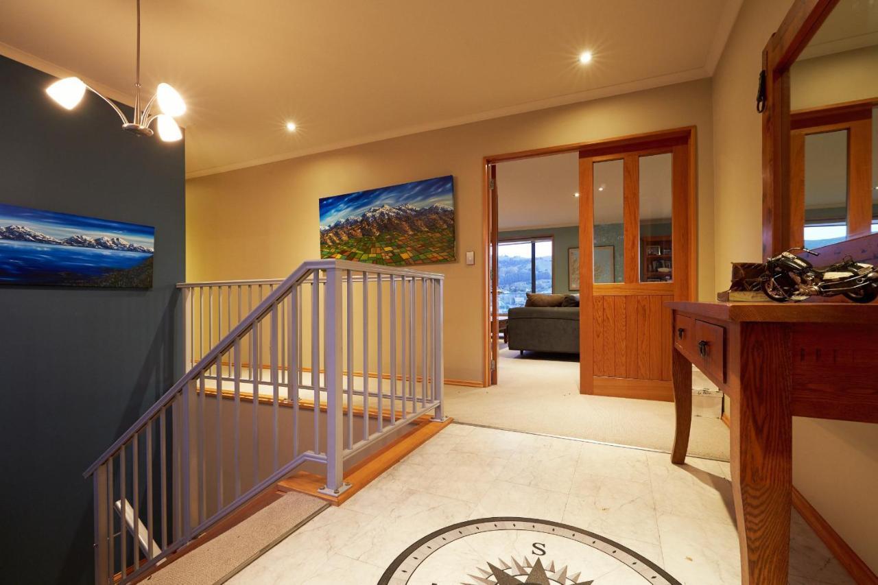Akaroa Holiday Home Spacious And Quite With Stunning Harbour Views And Close To Town Exteriér fotografie