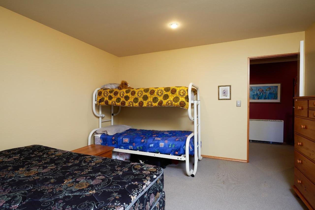Akaroa Holiday Home Spacious And Quite With Stunning Harbour Views And Close To Town Exteriér fotografie